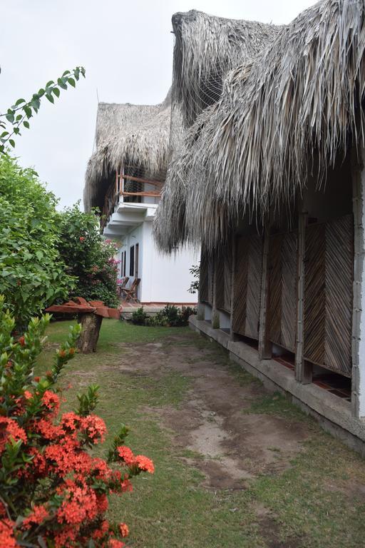 Palomino Breeze Hostal Екстериор снимка