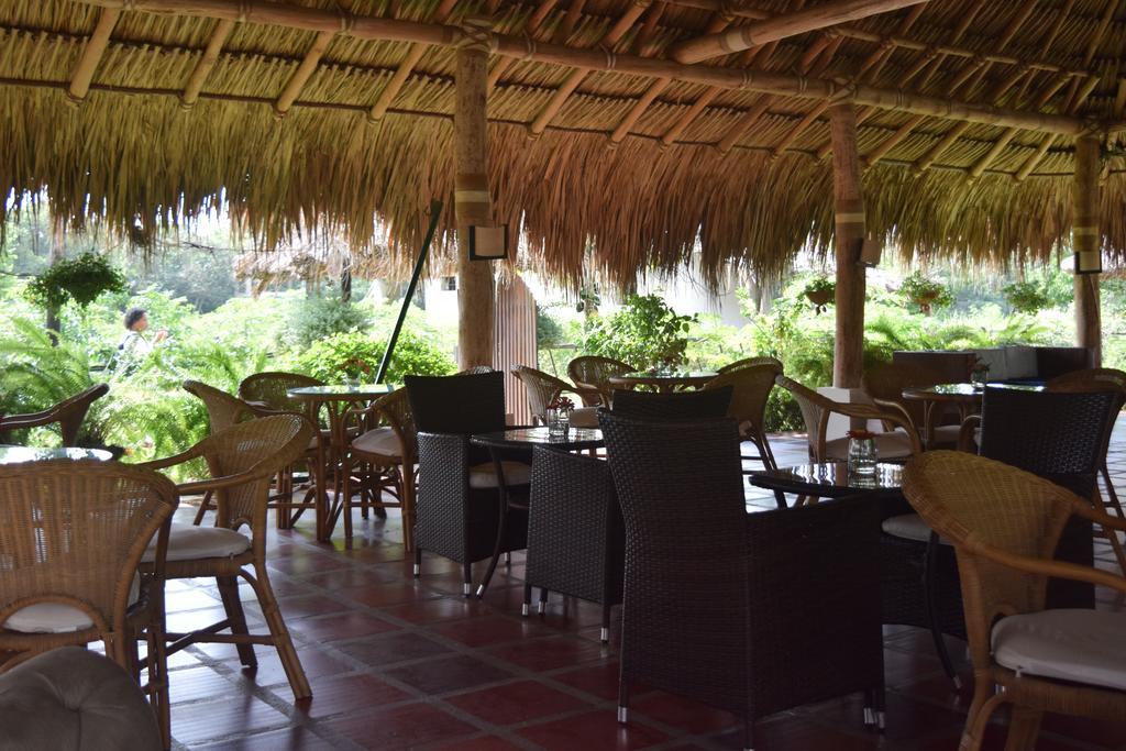 Palomino Breeze Hostal Екстериор снимка